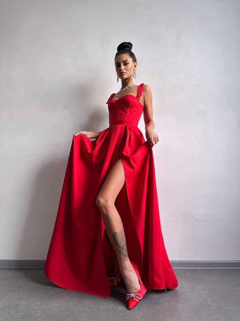 Сукня максі із чашечками та корсетним верхом | PUSHKA SHOP