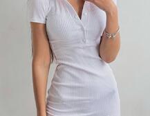 Трикотажное облегающее платье поло с разрезом  | PUSHKA SHOP