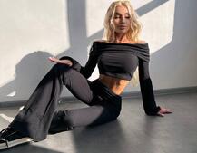 Трикотажний комплект: топ із хомутом + штани кльош | PUSHKA SHOP