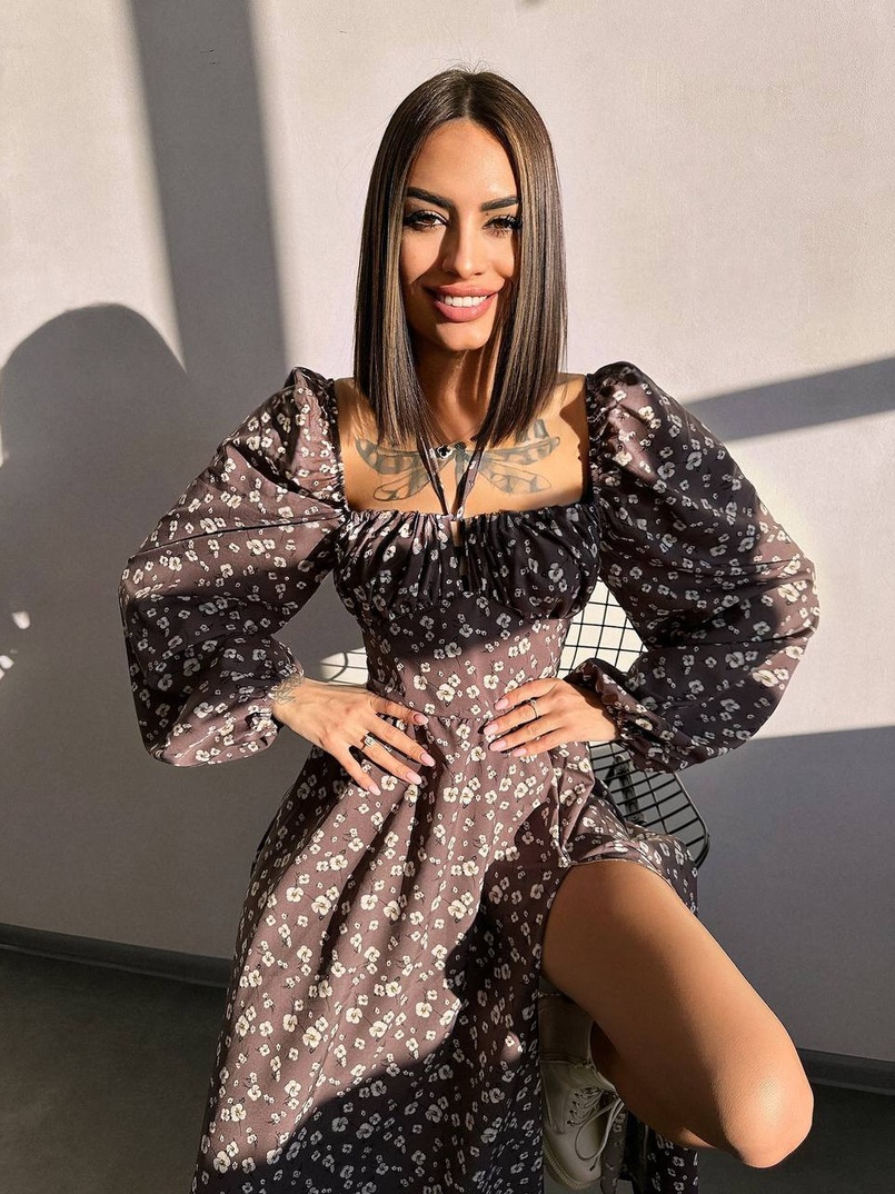 Улюблена сукня-міді зі шнурівкою на талії Улюблена сукня-міді зі шнурівкою на талії | PUSHKA SHOP