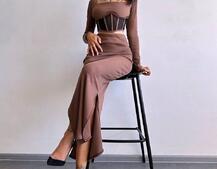 Трикотажний комплект: топ з елементами корсету та спідниця з розрізами  | PUSHKA SHOP