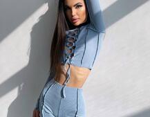 Комплект: топ зі шнурівкою на грудях + легінси Комплект: топ зі шнурівкою на грудях + легінси | PUSHKA SHOP