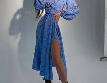 Цветочное платье-миди с разрезом и объемными рукавами Цветочное платье-миди с разрезом и объемными рукавами | PUSHKA SHOP