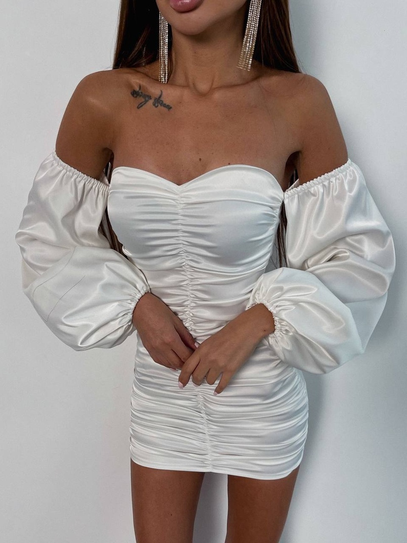 Атласна сукня з драпіруванням Атласна сукня з драпіруванням | PUSHKA SHOP