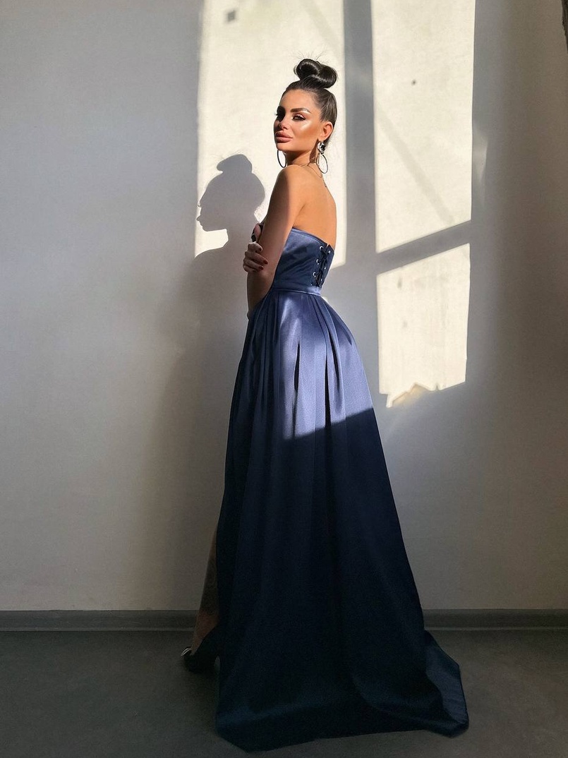 Комплект: корсет-бюстьє , декорований стразами + спідниця максі з розрізом Комплект: корсет-бюстьє , декорований стразами + спідниця максі з розрізом | PUSHKA SHOP