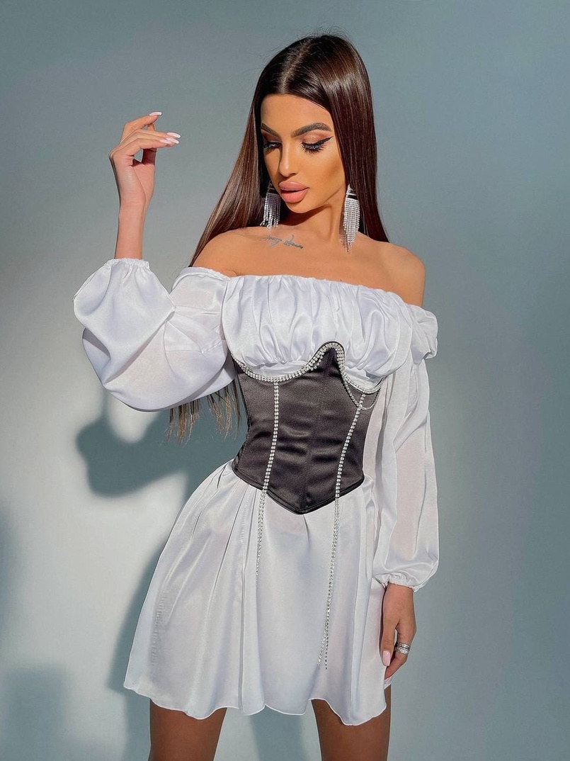 Шелковое платье с корсетом декорированным стразами   | PUSHKA SHOP