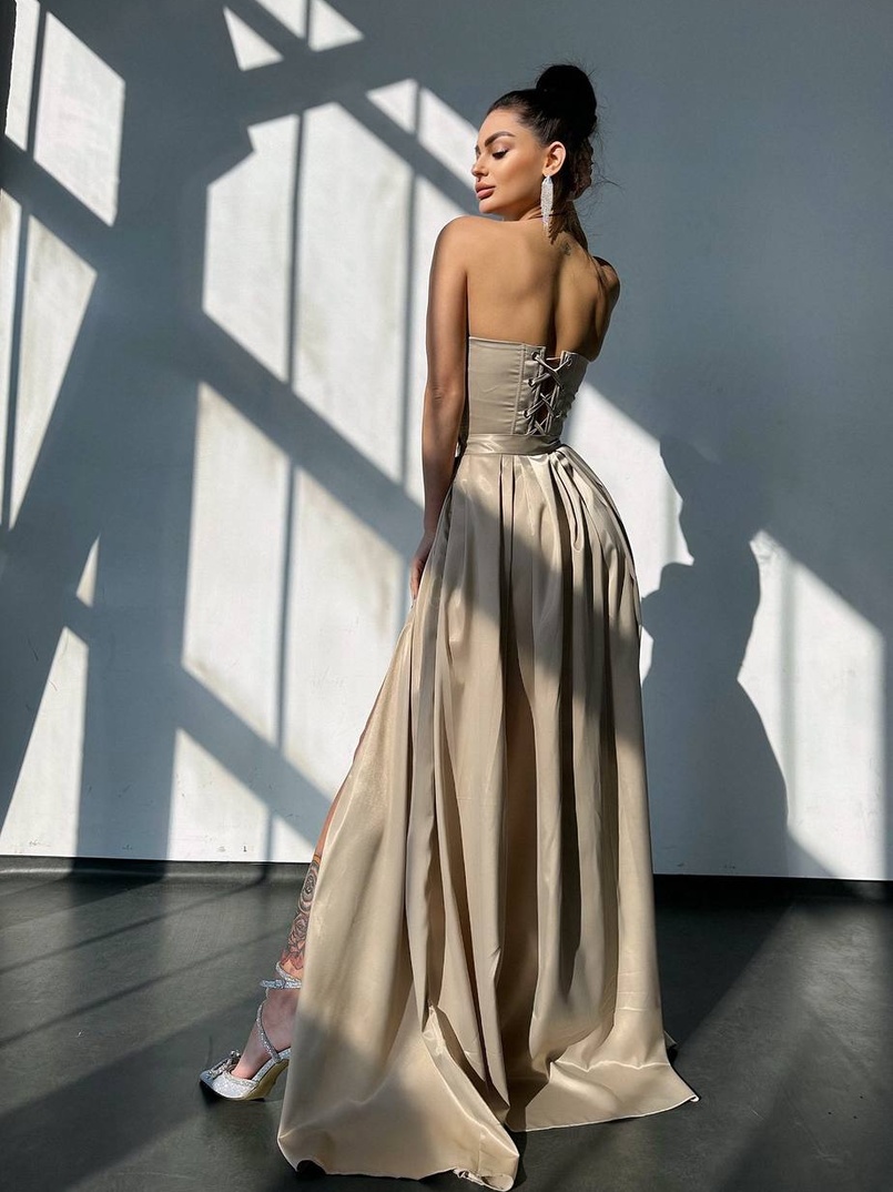 Комплект: корсет-бюстьє , декорований стразами + спідниця максі з розрізом Ручна робота Комплект: корсет-бюстьє , декорований стразами + спідниця максі з розрізом Ручна робота | PUSHKA SHOP