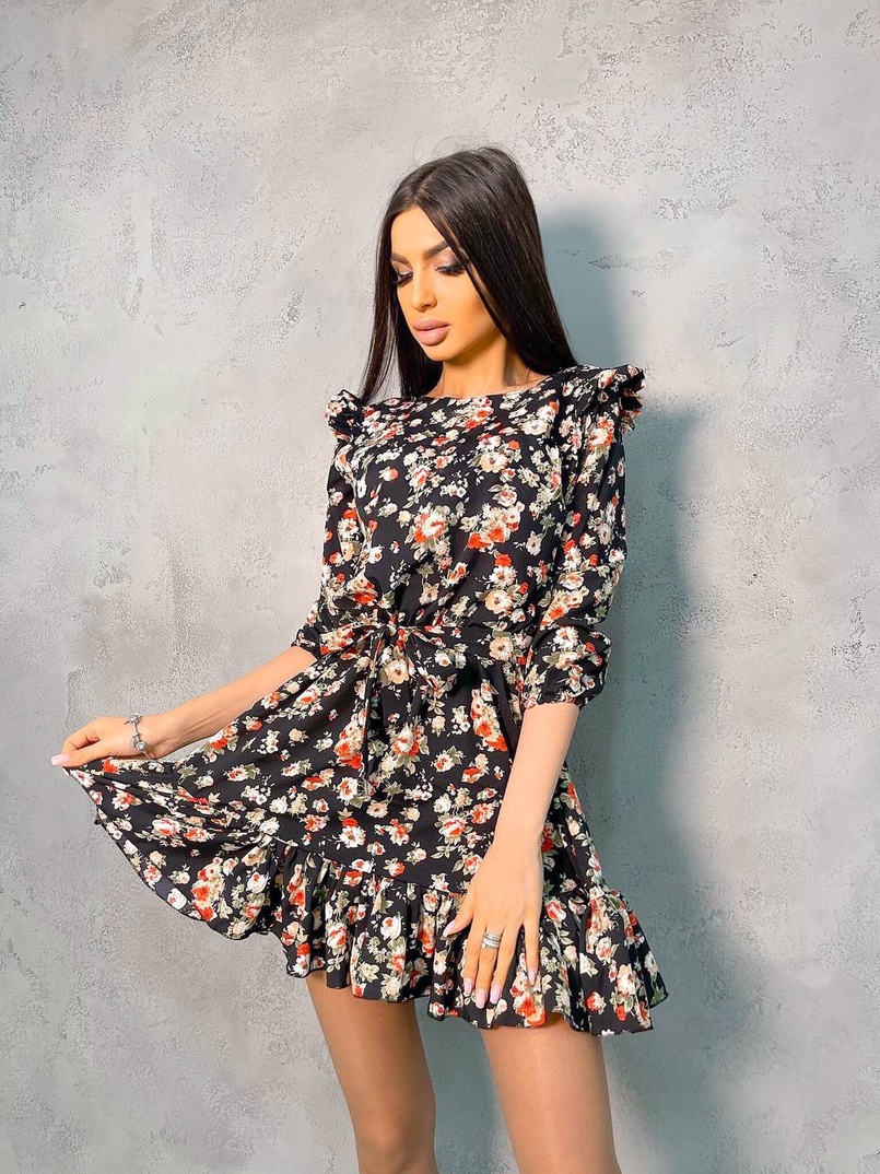 Милое цветочное платье с оборками Милое цветочное платье с оборками | PUSHKA SHOP