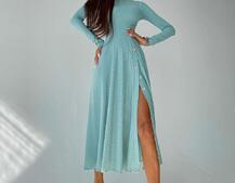 Трикотажное платье миди с разрезом Трикотажное платье миди с разрезом | PUSHKA SHOP