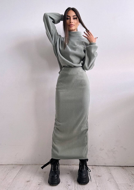 Костюм із теплого трикотажу-рубчика: светр + спідниця | PUSHKA SHOP