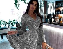 Платье с пайетками и запахом на груди Платье с пайетками и запахом на груди | PUSHKA SHOP