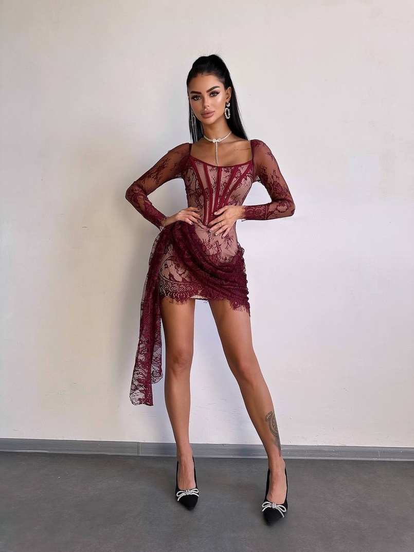 Мереживна сукня міні зі шлейфом | PUSHKA SHOP