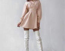 Приталенное платье-рубашка на кнопках с открытой спиной Приталенное платье-рубашка на кнопках с открытой спиной | PUSHKA SHOP