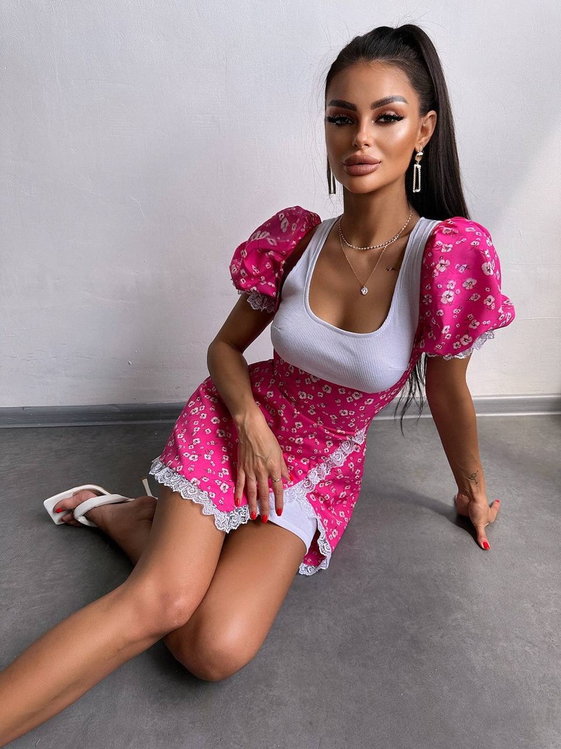 Сукня з квітковим принтом декорована мереживом  | PUSHKA SHOP