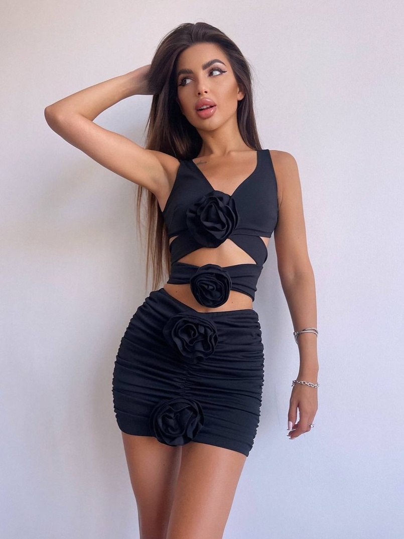 Комплект: топ та спідниця з трояндами Комплект: топ та спідниця з трояндами | PUSHKA SHOP