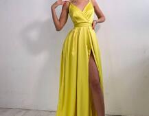 Платье макси с разрезом на юбке и запахом на груди Платье макси с разрезом на юбке и запахом на груди | PUSHKA SHOP