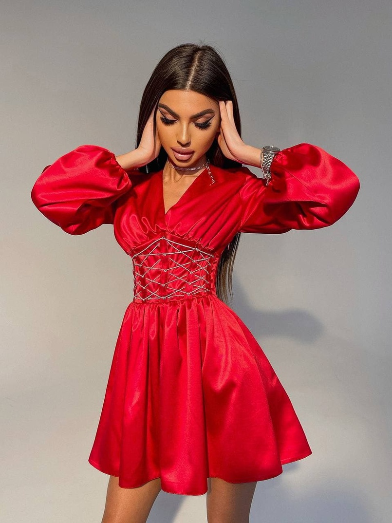 Корсетное платье с пышной юбкой | PUSHKA SHOP