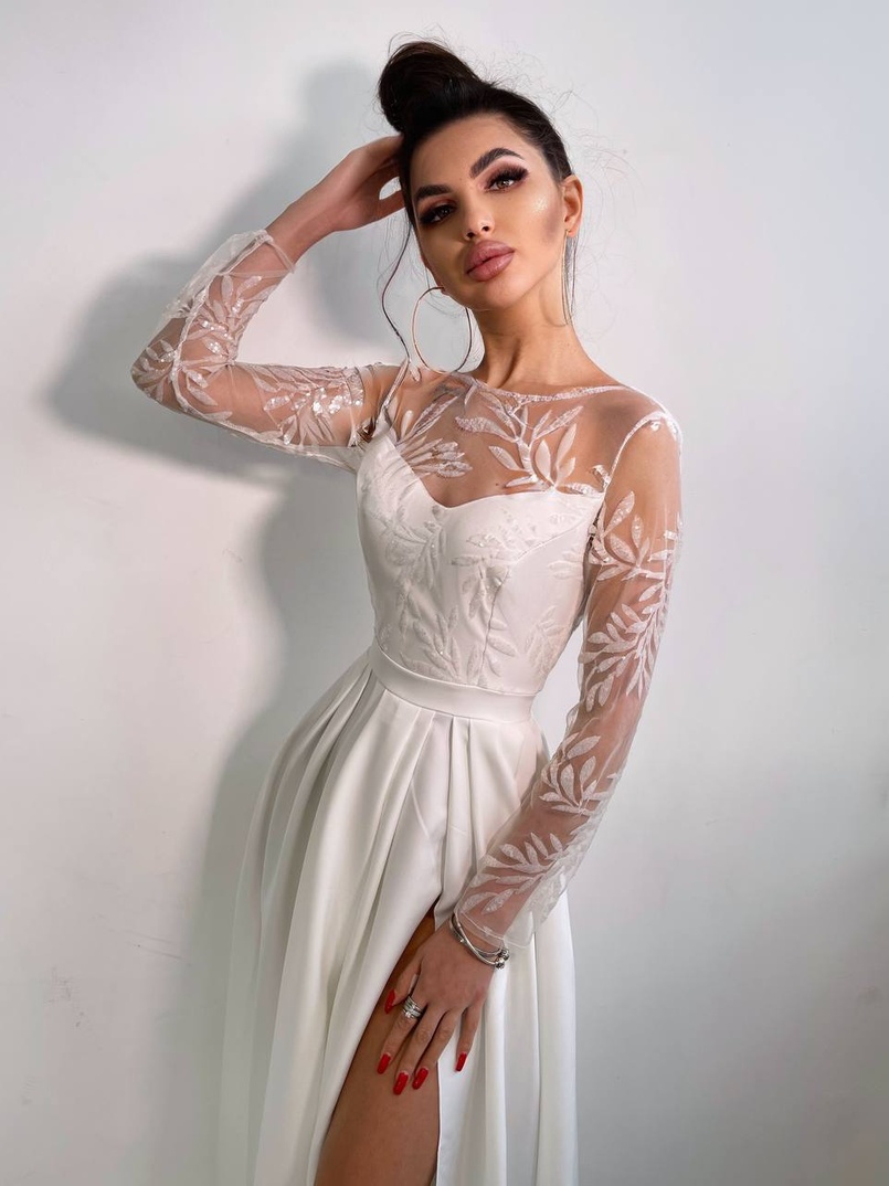 Сукня максі з паєтками та розрізом на спідниці Сукня максі з паєтками та розрізом на спідниці | PUSHKA SHOP