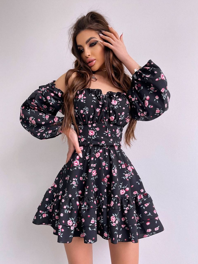 Квіткова сукня з воланами та шнуровкою по спинці Квіткова сукня з воланами та шнуровкою по спинці | PUSHKA SHOP