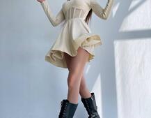 Приталена сукня з корсетною вставкою та спідницею-сонцем Приталена сукня з корсетною вставкою та спідницею-сонцем | PUSHKA SHOP