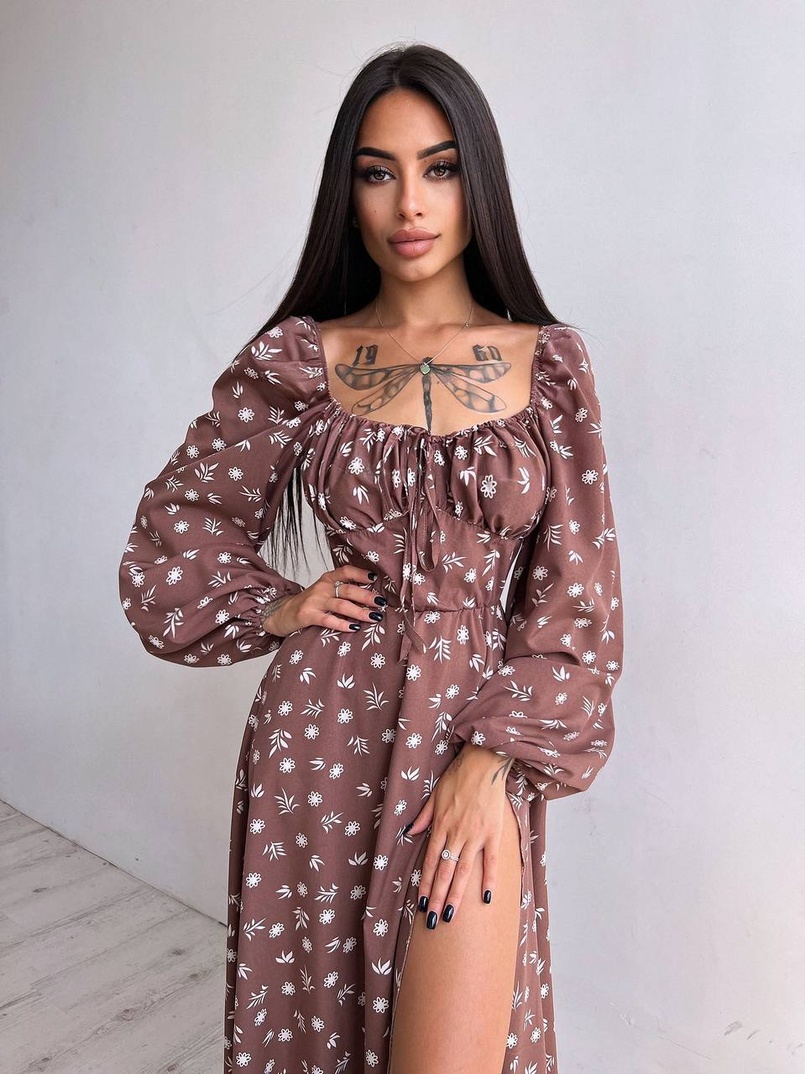 Сукня міді з розрізом на спідниці Сукня міді з розрізом на спідниці | PUSHKA SHOP