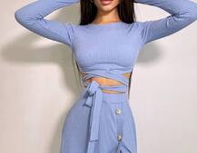 Трикотажный комплект: юбка миди с разрезом + топ с завязками на талии Трикотажный комплект: юбка миди с разрезом + топ с завязками на талии | PUSHKA SHOP